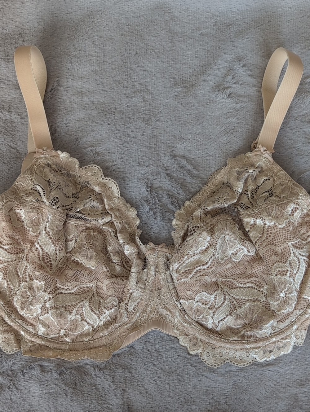 2/$50💜Nude Lace Underwire Bra - Women's Intimates